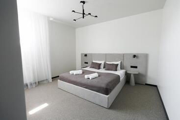 هتل Villa Grey