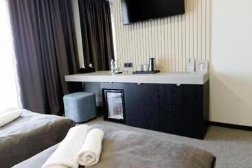 هتل Villa Grey