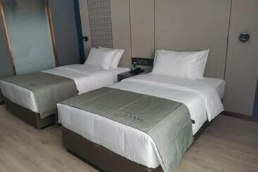 Lanou Hotel Longjiang Road Shigatse