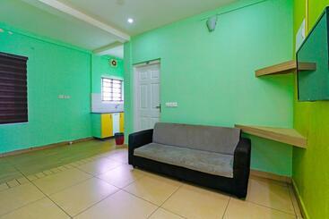 Oyo Flagship Hotel Cochin Paradise