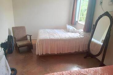 پانسیون Hostel Leonardo 5 Estrelas