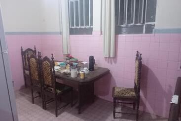 پانسیون Hostel Leonardo 5 Estrelas