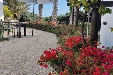 Saint Joris A Tiny Boutique Resort