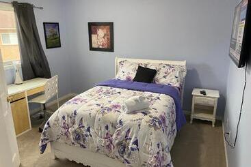 تختخواب و صبحانه Spacious Private Room