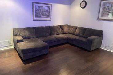 تختخواب و صبحانه Spacious Private Room