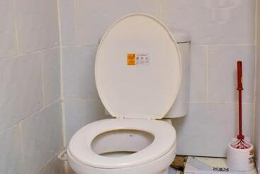 تختخواب و صبحانه Tiamcy Homes