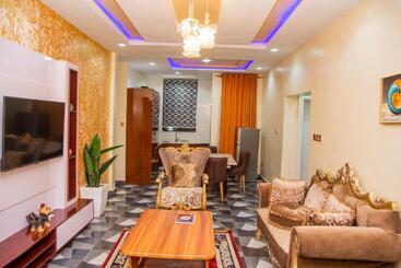 Daystar Luxury Homes And Suites Apartment