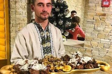 هتل 12місяців