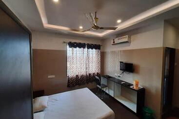 هتل Kjrresidency& Rooms