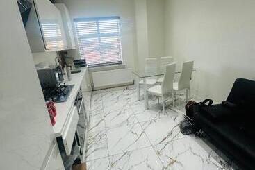 هتل Knightsbridge Court