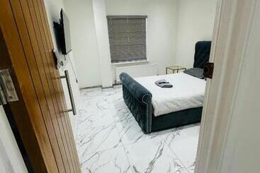 هتل Knightsbridge Court