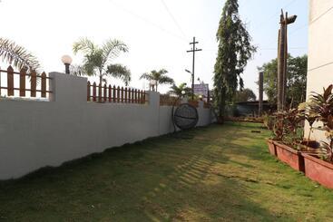 هتل Lake Suites By 29 Bungalow