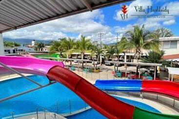 هتل Villa Hasbleidy