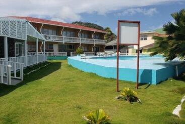 מלון דירות Kings Landing