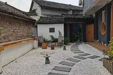 پانسیون 云起山居庭院观景民宿