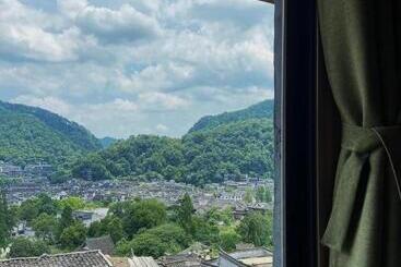 پانسیون 云起山居庭院观景民宿