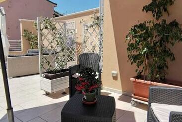 پانسیون Green Guest House