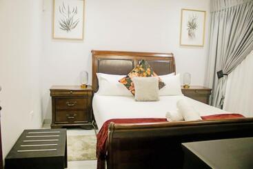 پانسیون Pitikwe Hill Guesthouse