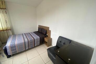پانسیون Residencia Monterrico
