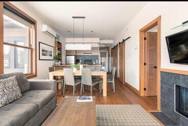 Suites Sur Lac Superieur Mont Tremblant