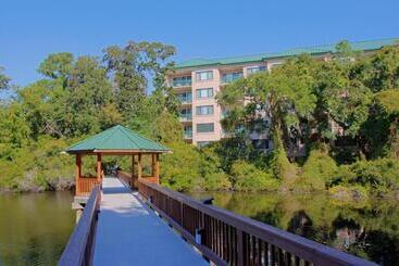 Waterside By Spinnaker