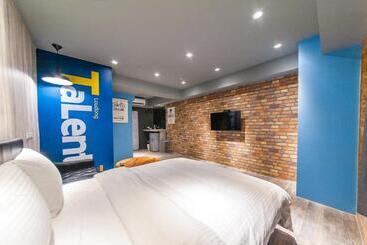 هاستل Talent Hotel E Series