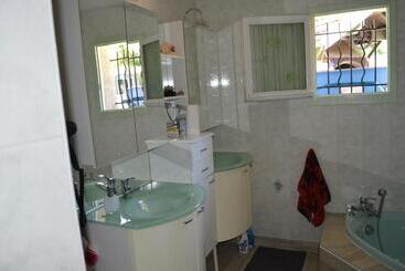 Bed and Breakfast Chambre Au Doux Refuge