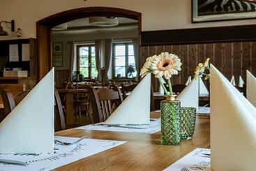Gasthof Hotel Drei Tannen Altdorf