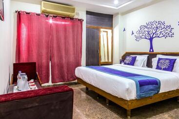 هتل Collection O Poojith Residency