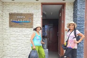 هتل Hospedaje Costa Malabrigo