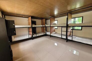 هتل Hostel Nicoa