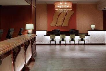 هتل Marriott S Grand Chateau