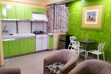 هتل Residencial Los Tres Pinos