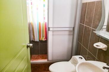 هتل Residencial Los Tres Pinos