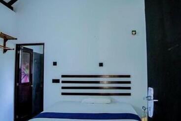 هتل The Anchorage Resort