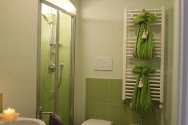 تختخواب و صبحانه Locus Amoenus Luxury Rooms