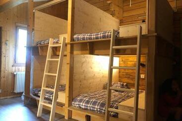 Freeride Hostel & Bar