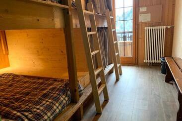Freeride Hostel & Bar