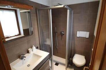 هتل Garni Eden Bed And Breakfast