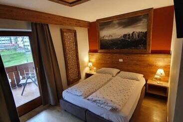 هتل Garni Eden Bed And Breakfast
