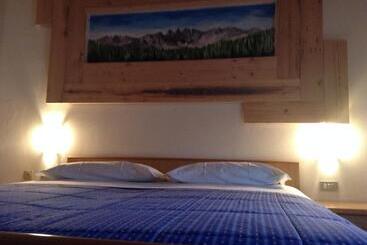 هتل Garni Eden Bed And Breakfast