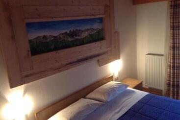 هتل Garni Eden Bed And Breakfast