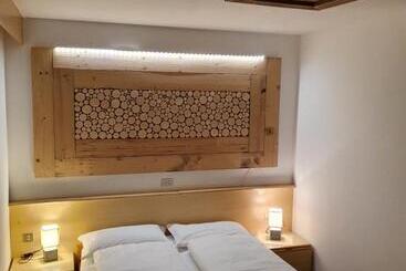 هتل Garni Eden Bed And Breakfast