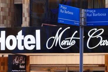 هتل Monte Carlo Uberaba   Próximo Ao Hospital Uftm , Hospital Dr Hélio Angotti E Hospital Regional Ubera