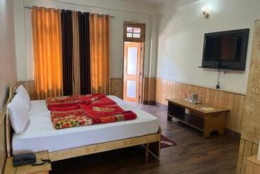 هتل The White House