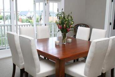 Nelson Heights Bed & Breakfast