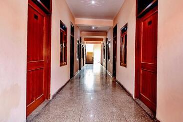Oyo Flagship Hotel Ganesham