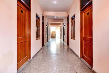 Oyo Flagship Hotel Ganesham