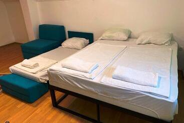 پانسیون Apple Line Appartments