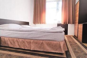 پانسیون Djolevi Guesthouse